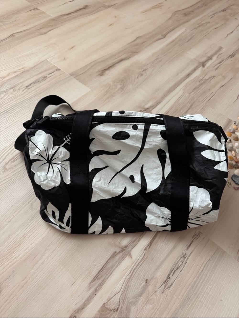 Aloha collection sporty duffle bag